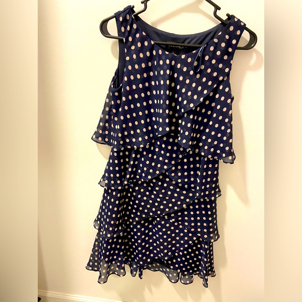S L Fashions size 4 frilly dress